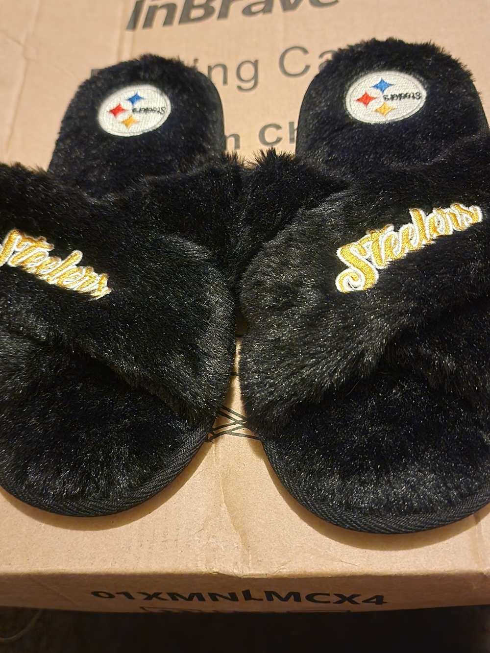 New Pittsburgh Steelers Black Fuzzy Slide Slippers Size 5